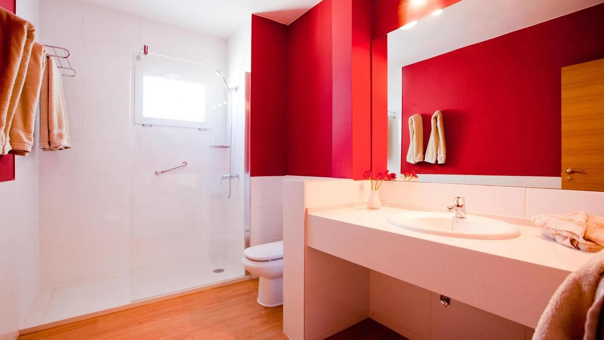 Costa Sal Suites Puerto del Carmen  4*, Puerto del Carmen (Lanzarote) Španělsko